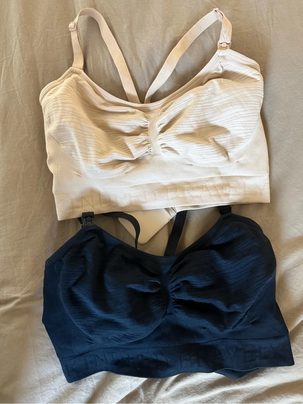 Sublime® Hands-Free Pumping & Nursing Bra Set - Black + Beige